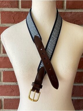 Vineyard Vines Whale Brown Leather Blue Canvas Brass Buckle Belt Size 30 NWOT